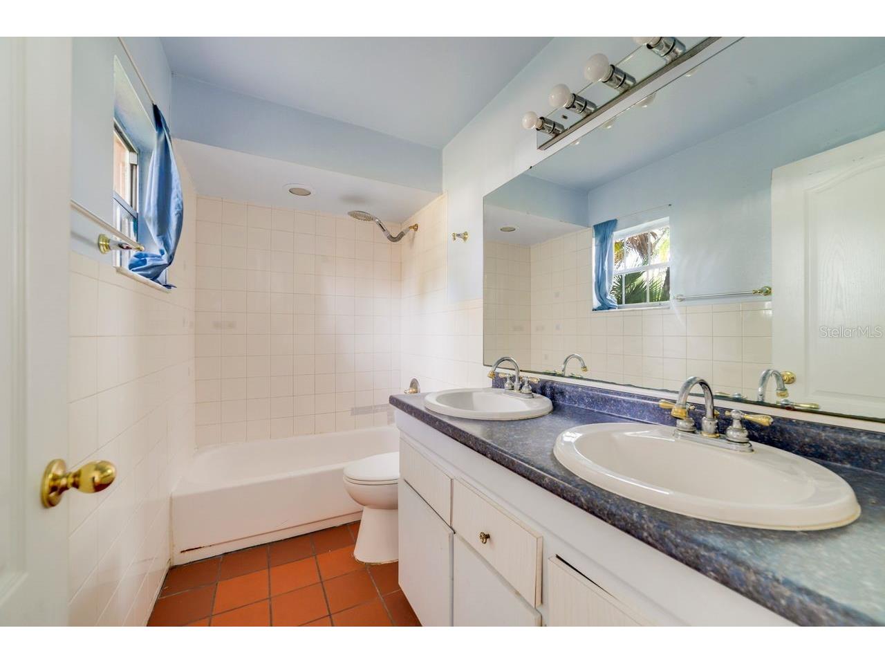 3658 N Econlockhatchee Trail Orlando FL 32817 - LAKE IRMA O6375830 image11