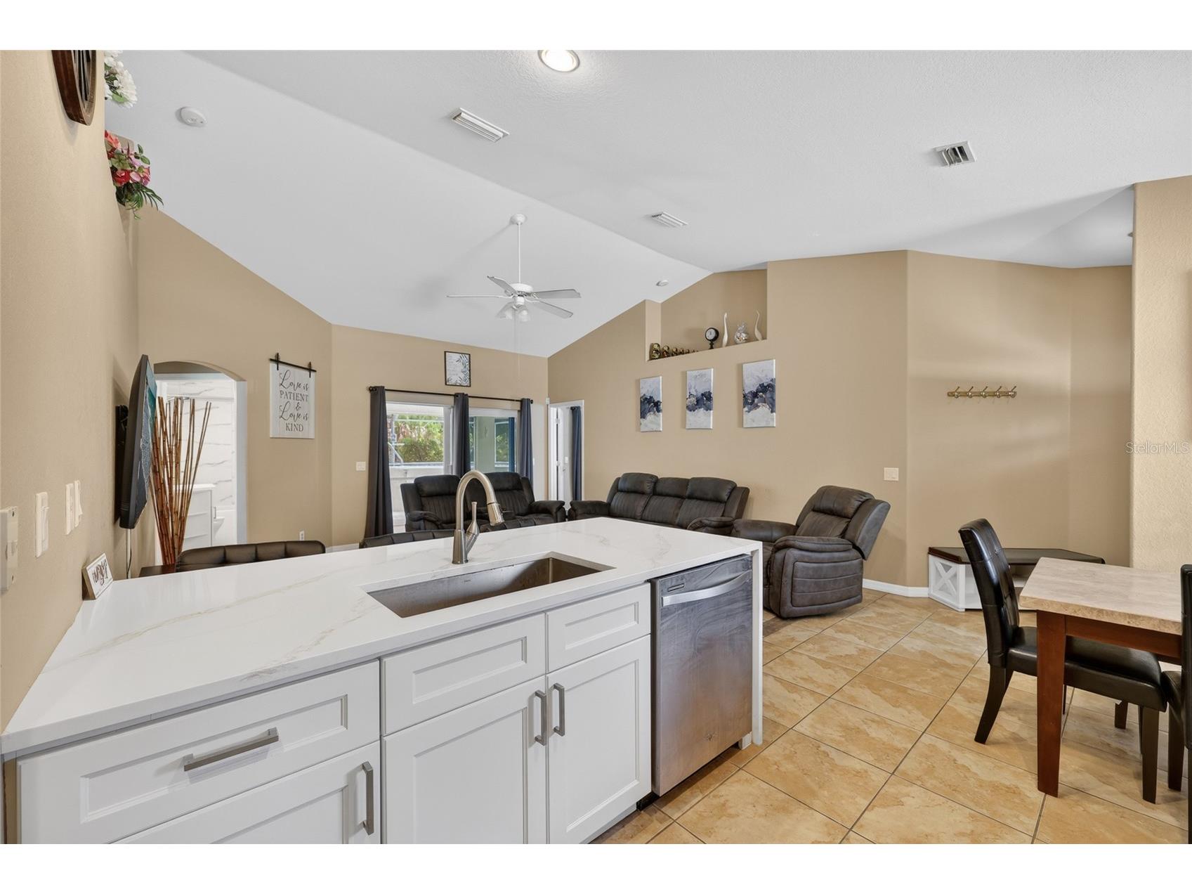 3658 Spinner Avenue North Port FL 34286 C7525914 image11