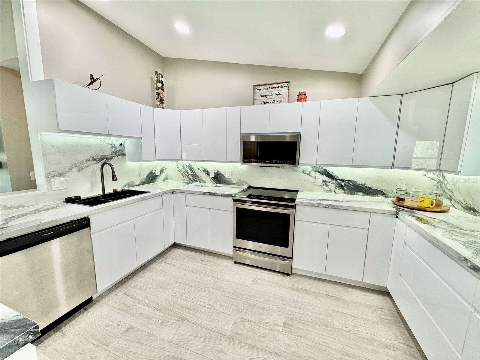 3659 Donahue Avenue North Port FL 34288 N6143407 image23