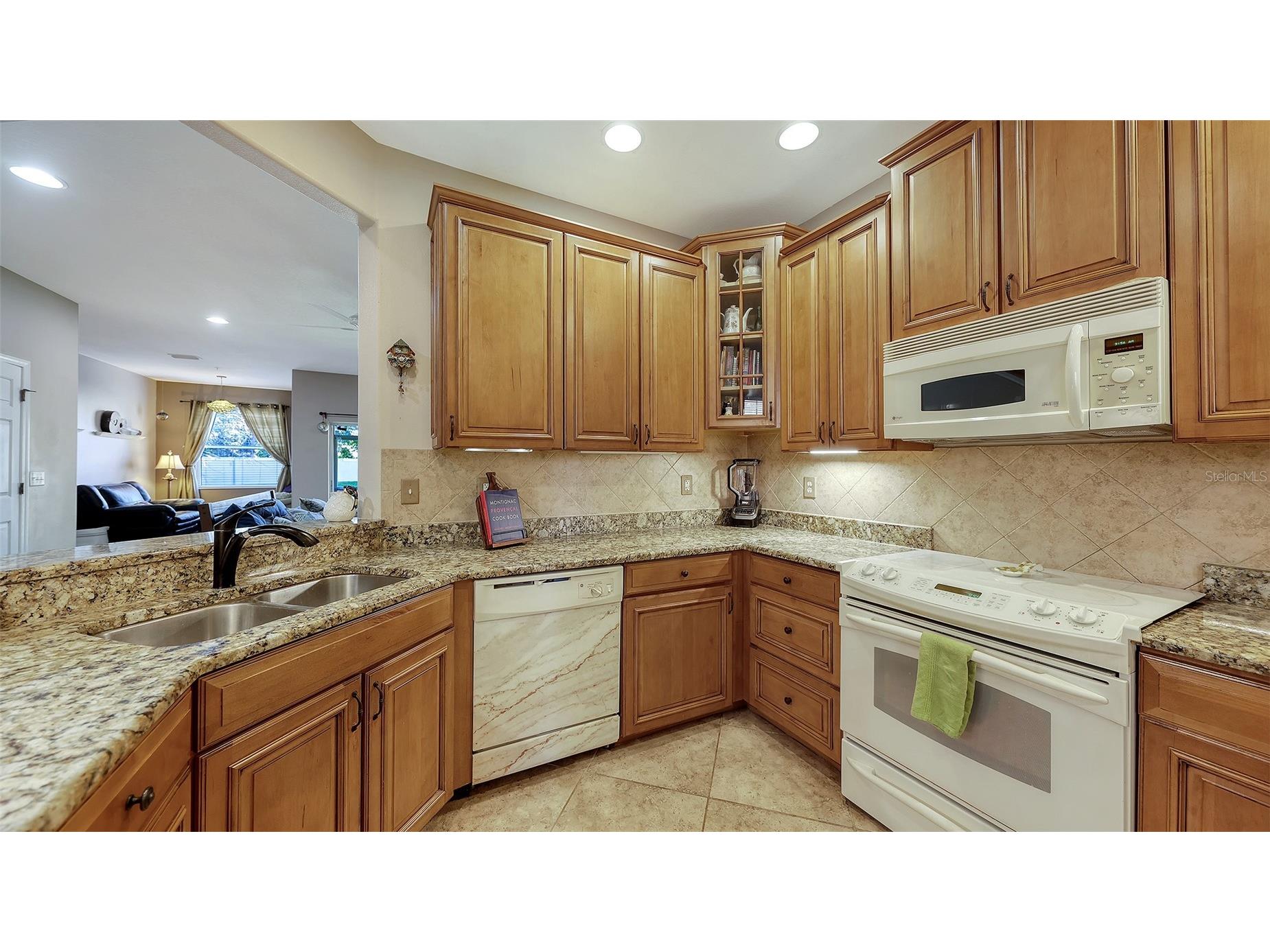 3659 Parkridge Circle #9-103 Sarasota FL 34243 - PARKRIDGE A4681557 image12