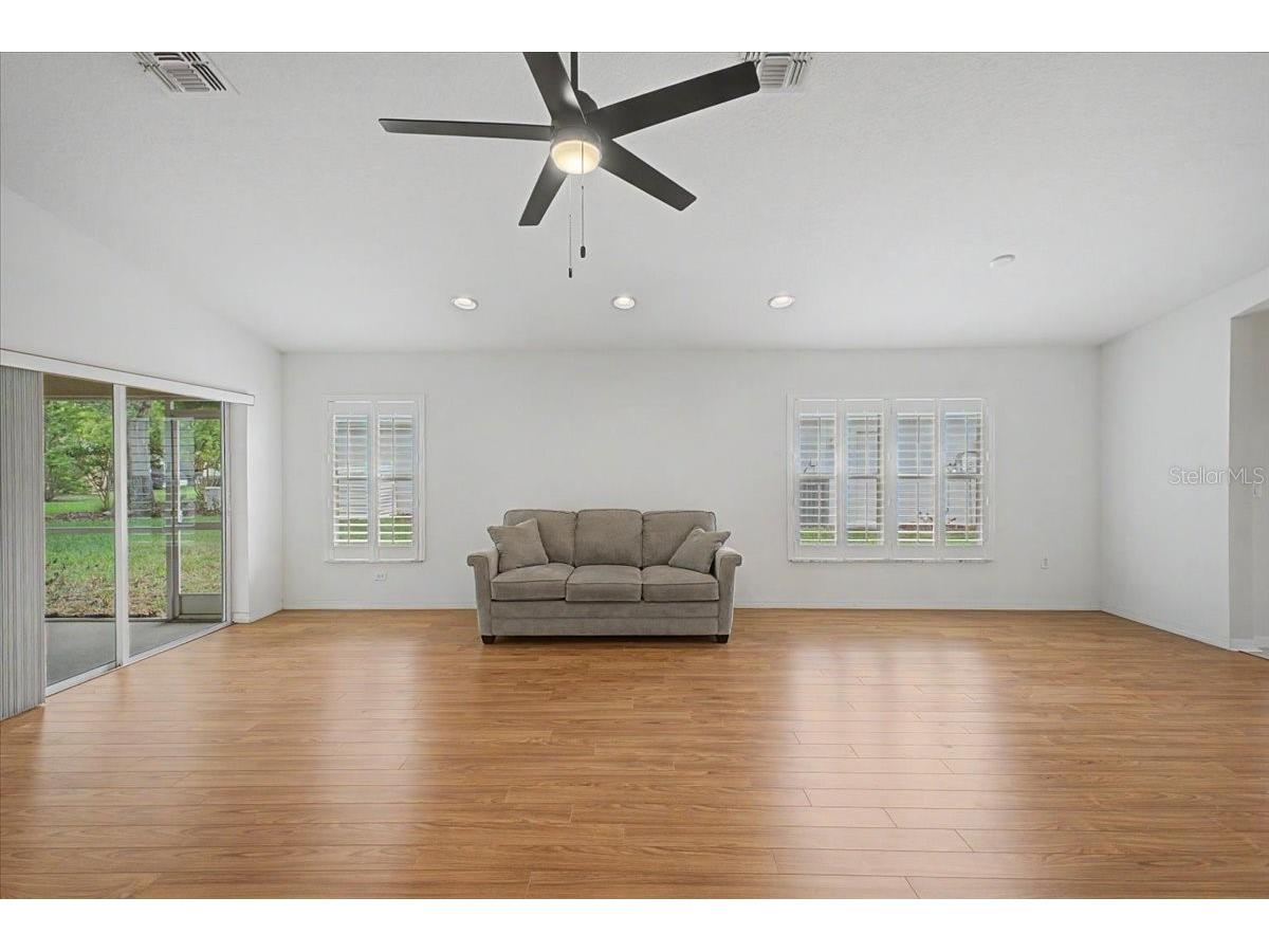 366 Barrington Court Spring Hill FL 34609 W7885835 image11
