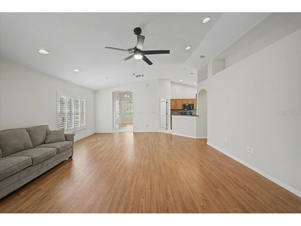 366 Barrington Court Spring Hill FL 34609 W7885835 image12