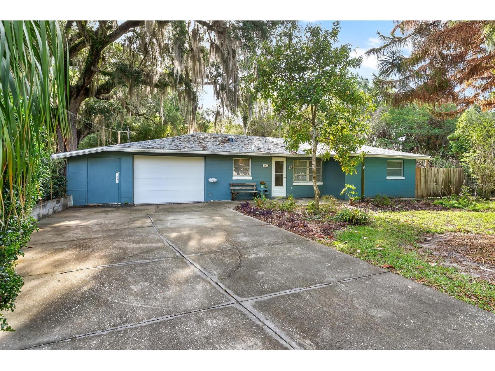 366 Bay Road Mount Dora FL 32757 G5109446 image1