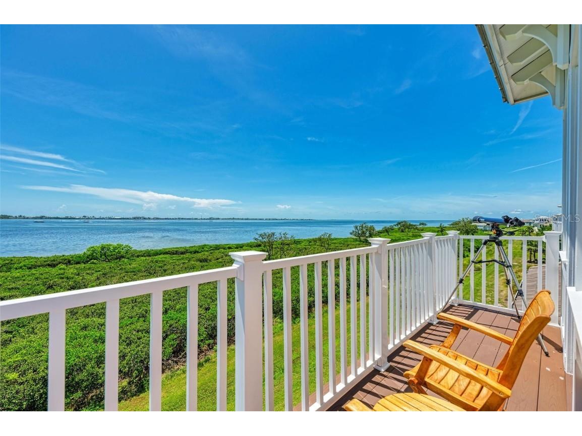 366 Compass Point Drive #201 Bradenton FL 34209 - ANNA MARIA SOUND A4594036 image1