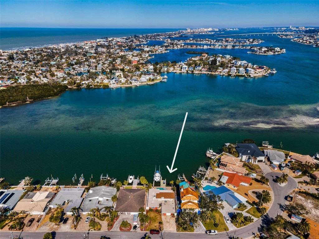 366 La Hacienda Drive Indian Rocks Beach FL 33785 - INTRACOASTAL WATERWAY TB8462368 image1