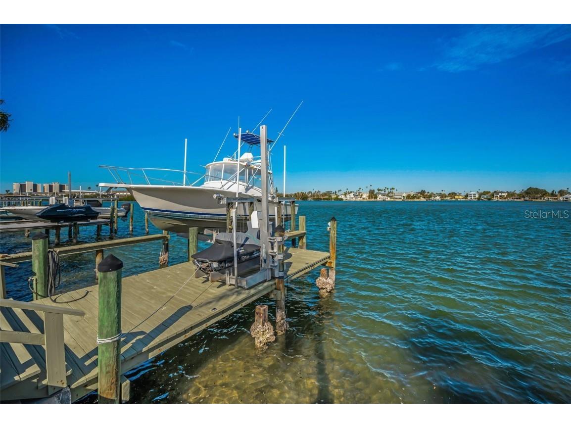 366 La Hacienda Drive Indian Rocks Beach FL 33785 - INTRACOASTAL WATERWAY TB8462368 image12