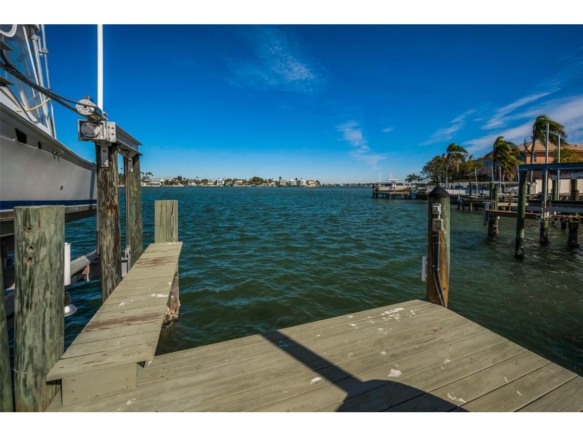 366 La Hacienda Drive Indian Rocks Beach FL 33785 - INTRACOASTAL WATERWAY TB8462368 image14