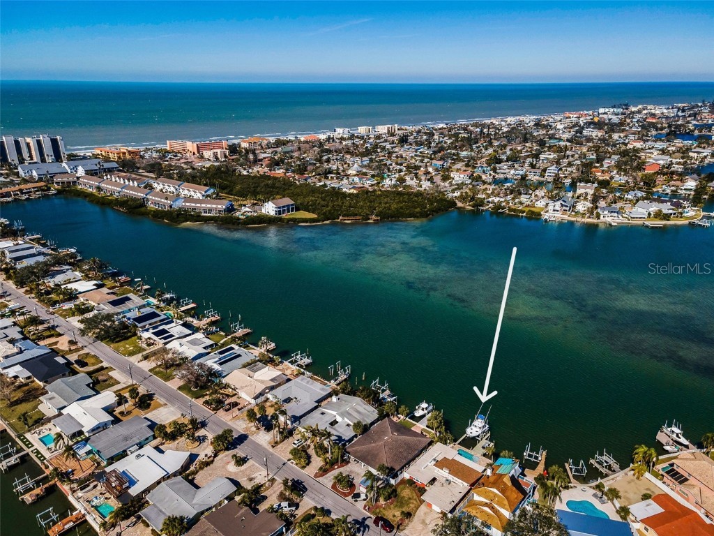 366 La Hacienda Drive Indian Rocks Beach FL 33785 - INTRACOASTAL WATERWAY TB8462368 image3