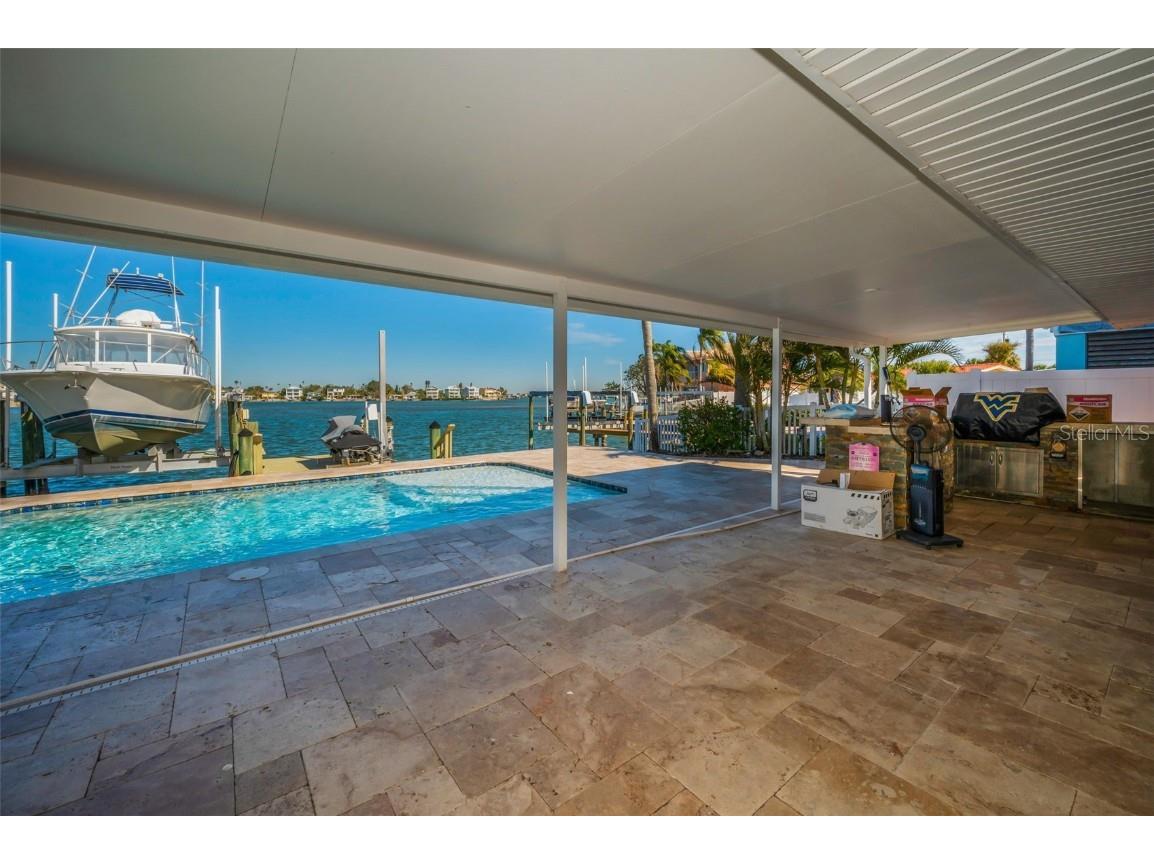 366 La Hacienda Drive Indian Rocks Beach FL 33785 - INTRACOASTAL WATERWAY TB8462368 image6