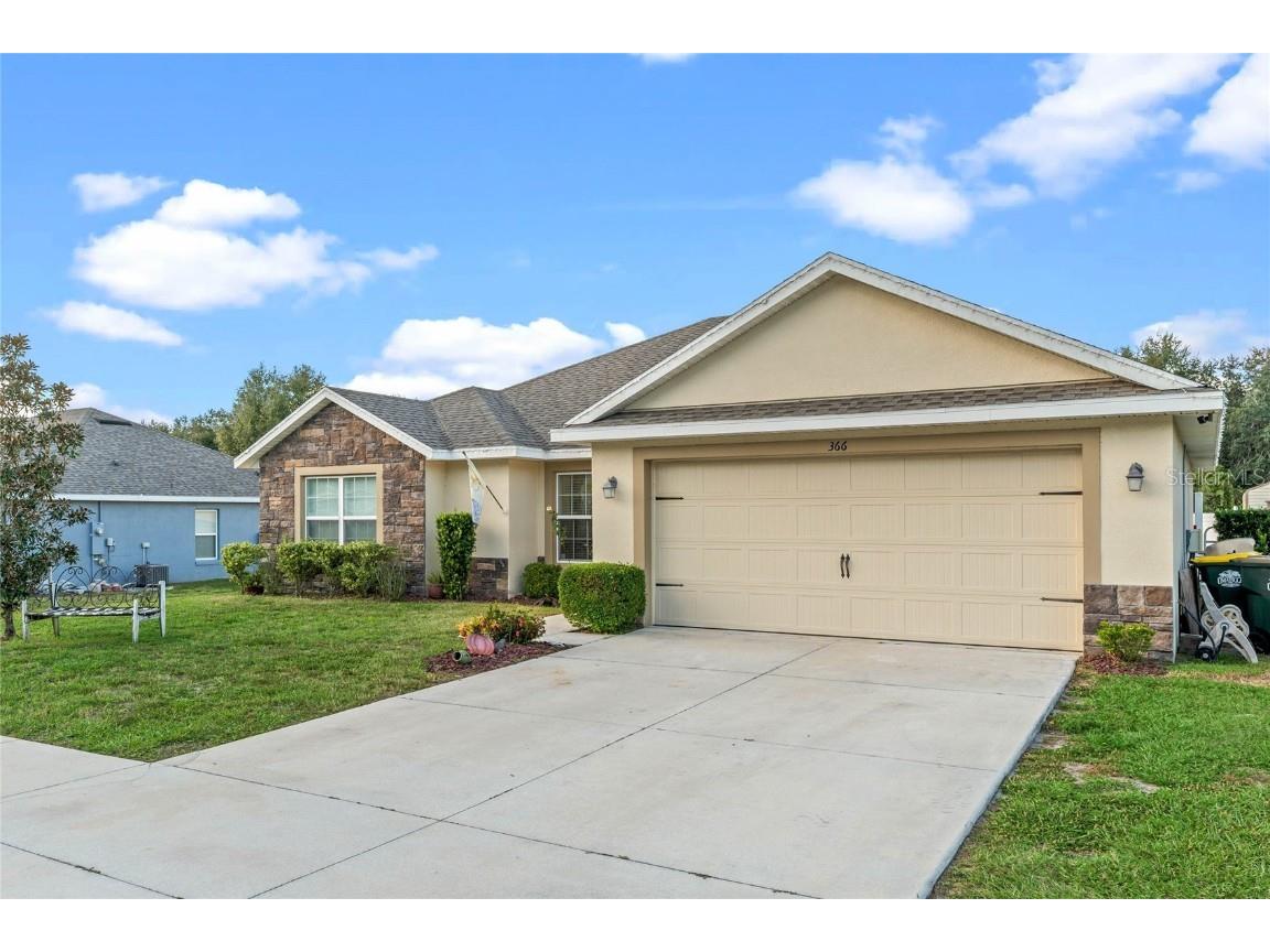 366 Lake Street Umatilla FL 32784 O6156198 image1