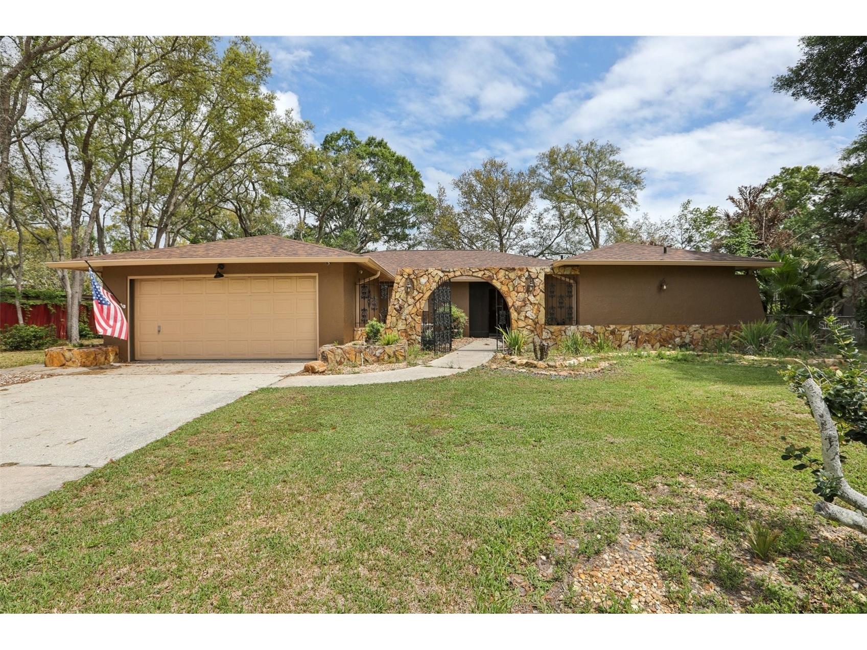 366 Leafy Way Ave Spring Hill FL 34606 TB8495492 image1
