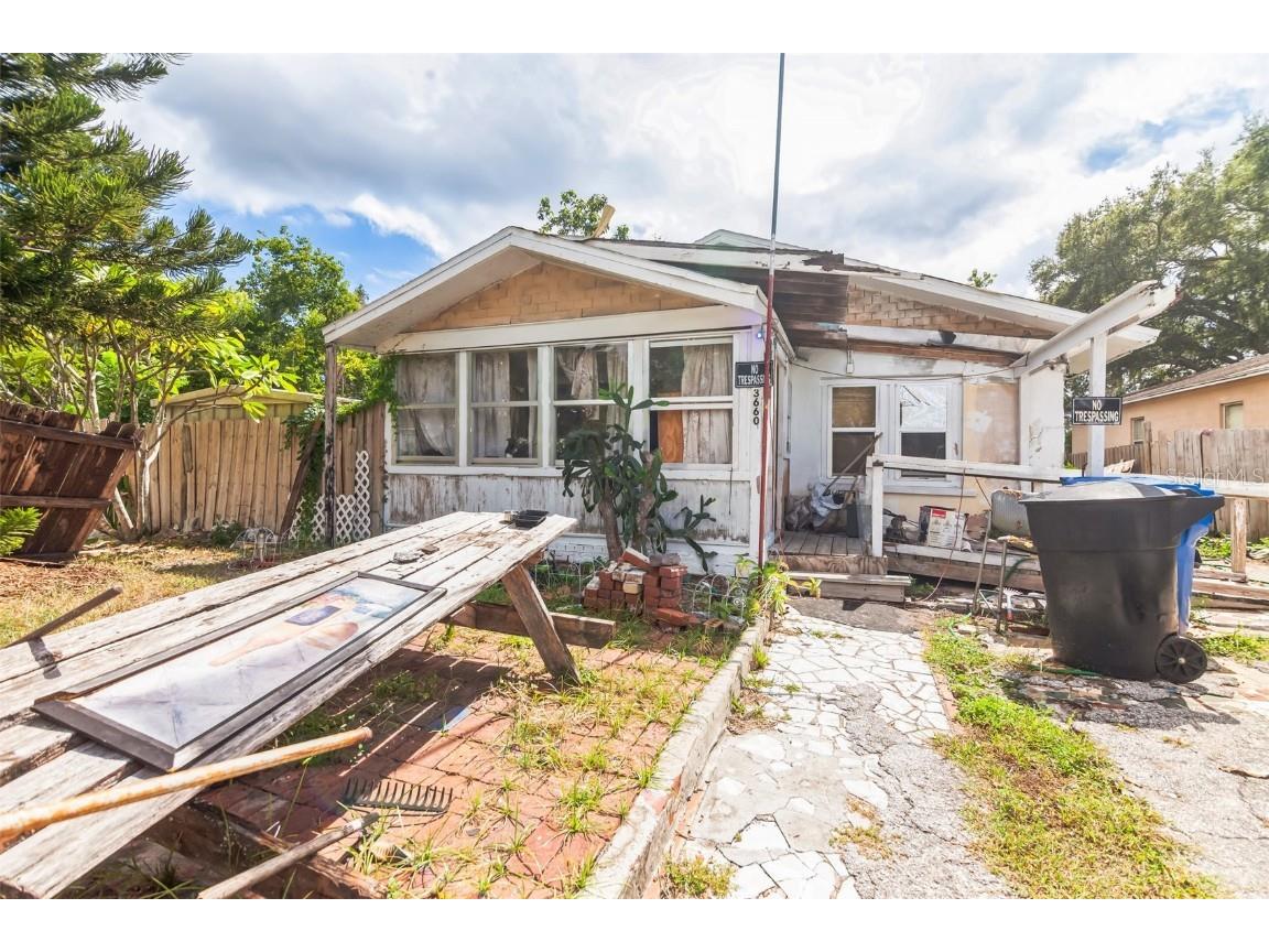 3660 19th Avenue S Saint Petersburg FL 33711 A4586269 image1