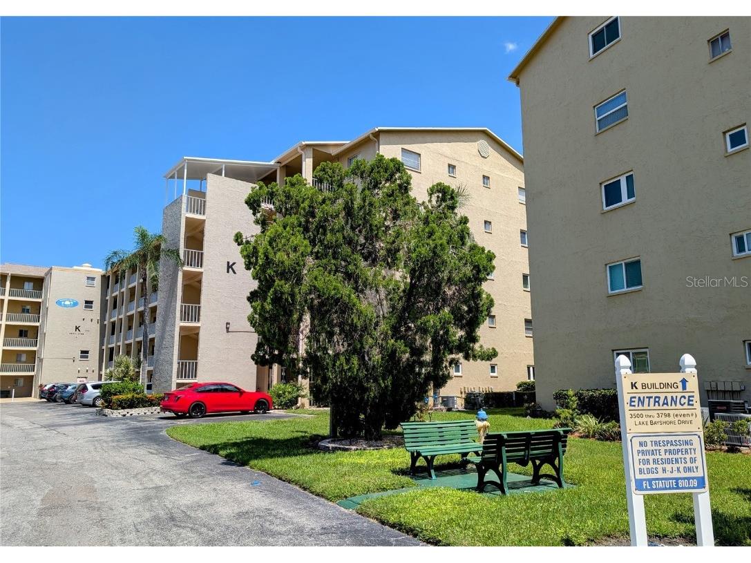 3660 Lake Bayshore Drive #K-321 Bradenton FL 34205 A4645938 image1