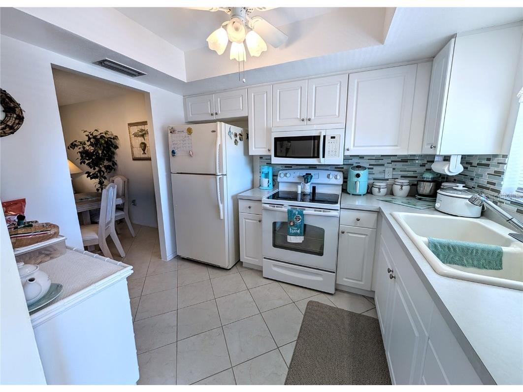 3660 Lake Bayshore Drive #K-321 Bradenton FL 34205 A4645938 image2