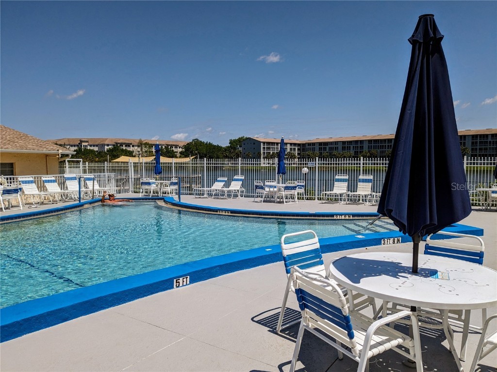 3660 Lake Bayshore Drive #K-321 Bradenton FL 34205 A4645938 image27