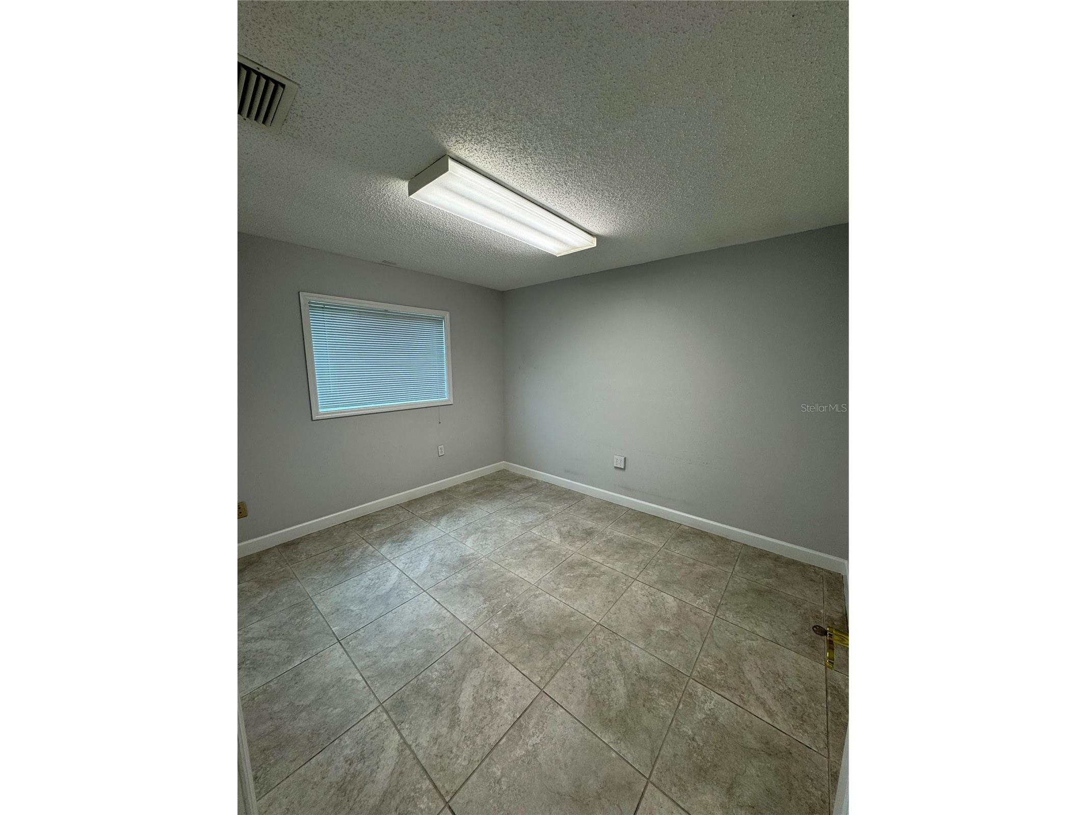 3660 NE 42nd Lane Ocala FL 34479 OM721466 image10