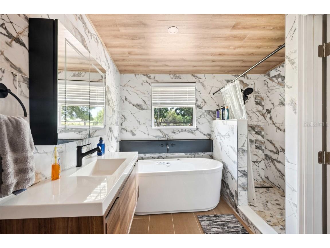 36601 Roberts Rd Dade City FL 33525 TB8380549 image25