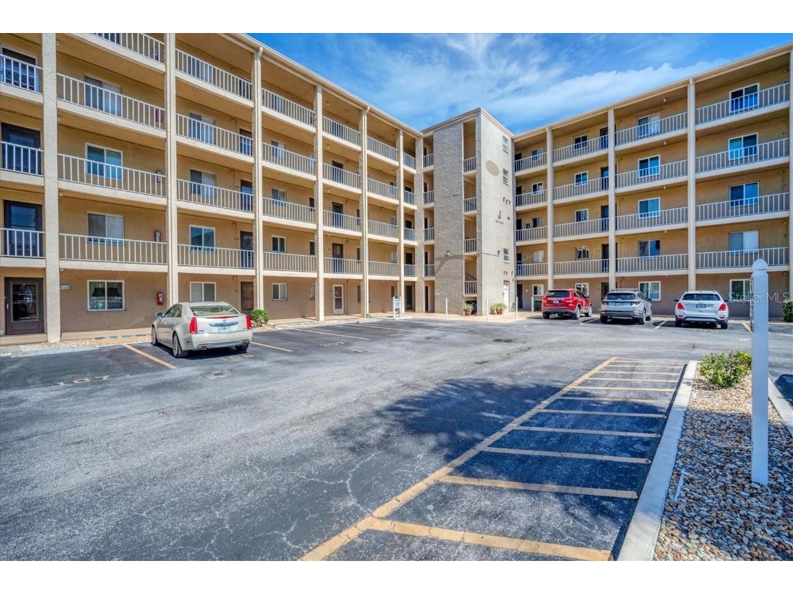 3661 Lake Bayshore Drive #507J Bradenton FL 34205 A4665973 image2