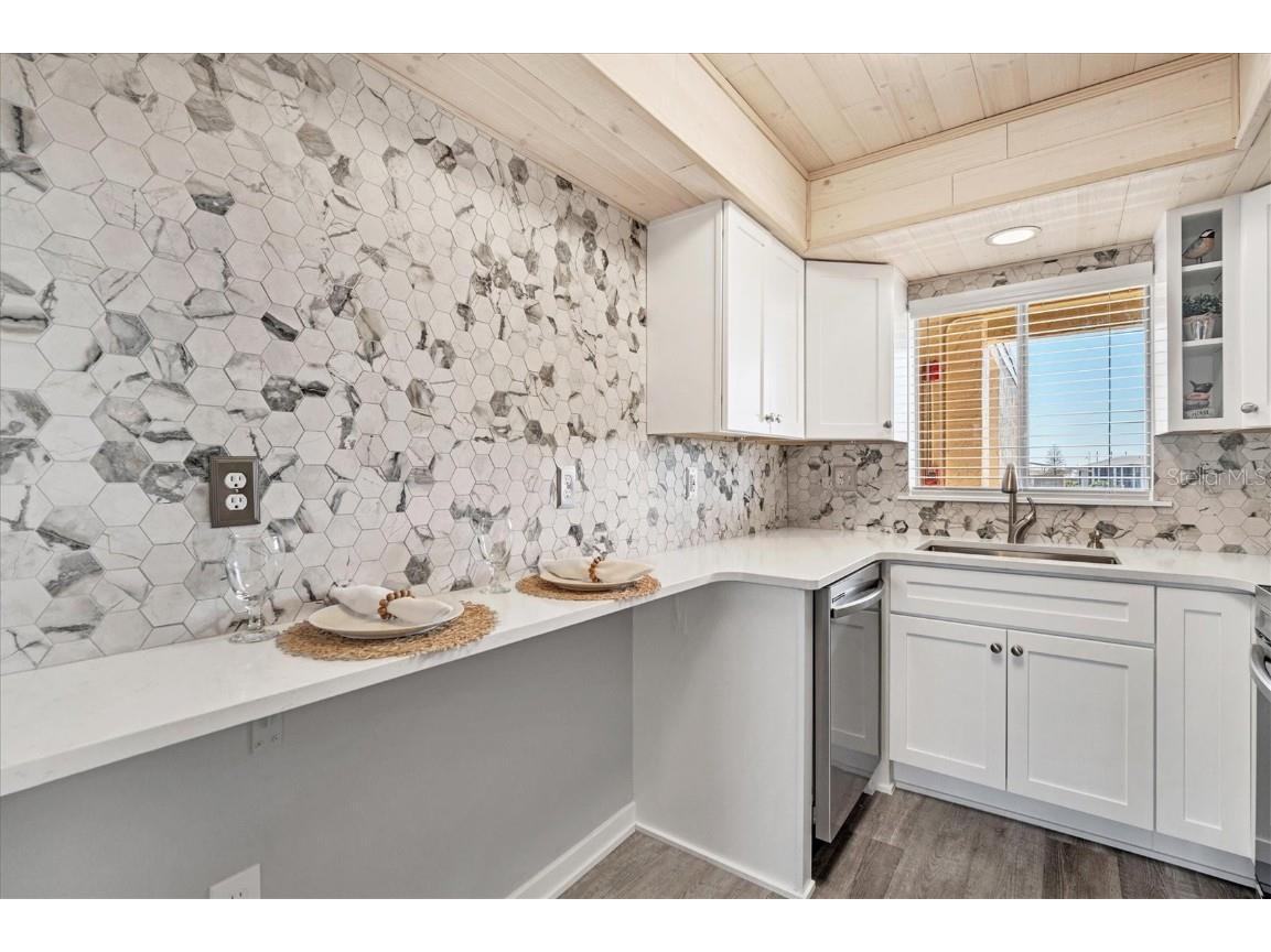 3661 Lake Bayshore Drive #507J Bradenton FL 34205 A4665973 image3