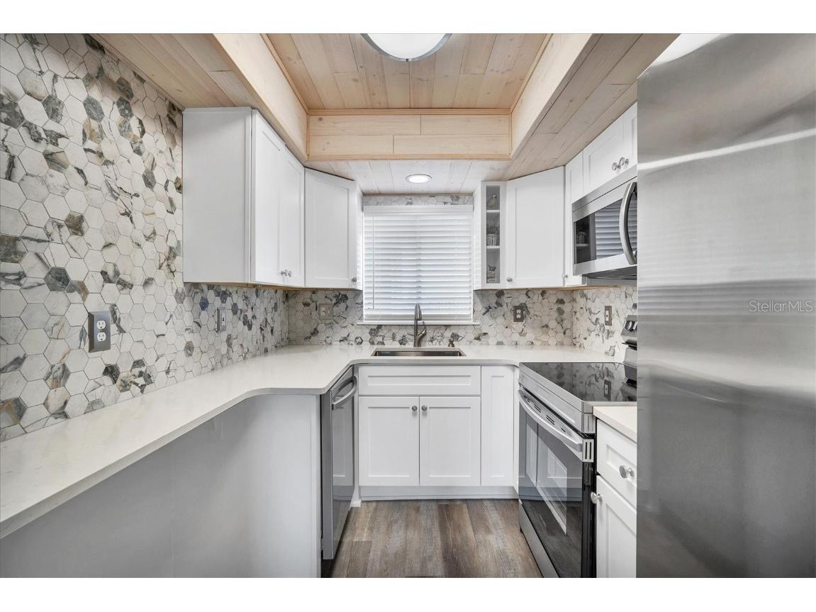 3661 Lake Bayshore Drive #507J Bradenton FL 34205 A4665973 image5