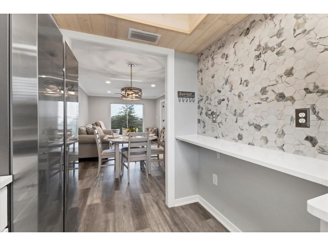 3661 Lake Bayshore Drive #507J Bradenton FL 34205 A4665973 image7