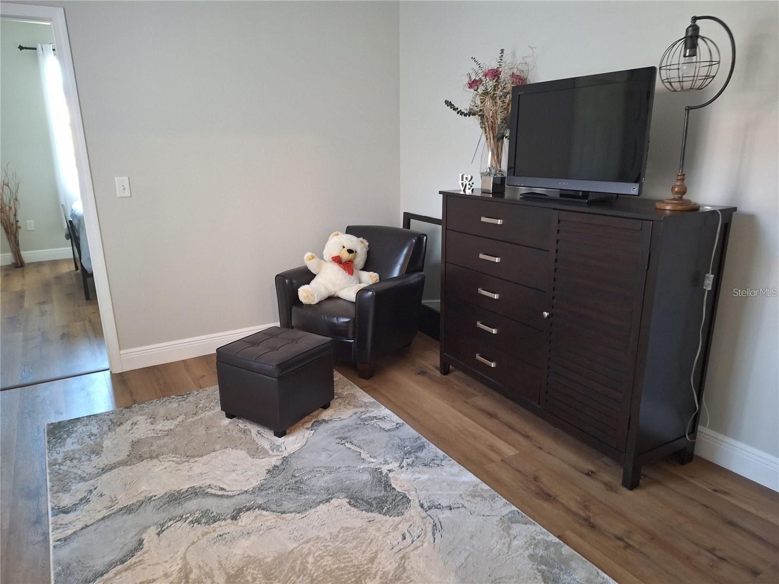 3661 Parkridge Circle #9-104 Sarasota FL 34243 A4698850 image7