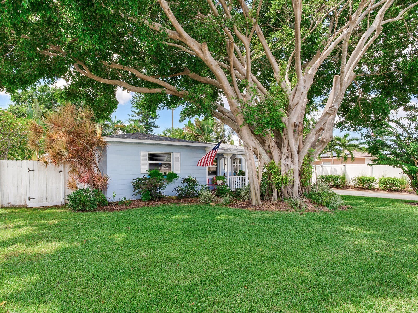 3662 24th Avenue N Saint Petersburg FL 33713 TB8519193 image2