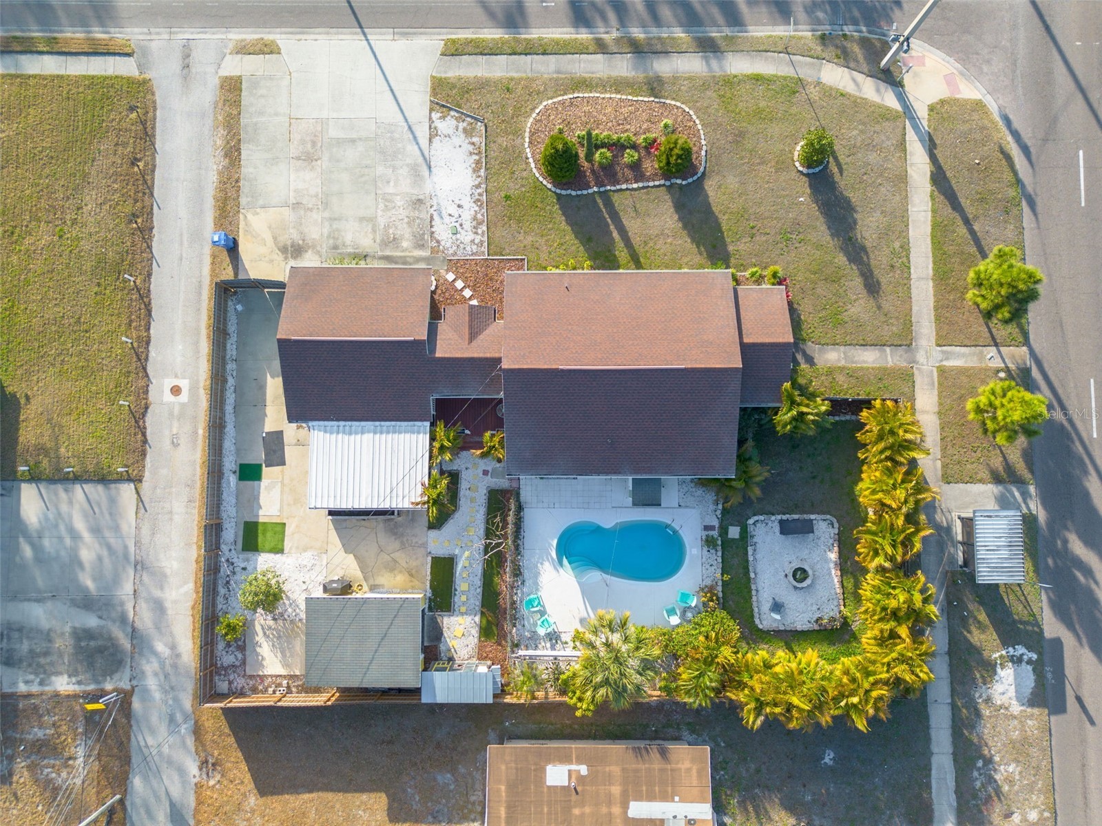 3662 5th Avenue S Saint Petersburg FL 33711 TB8478767 image1