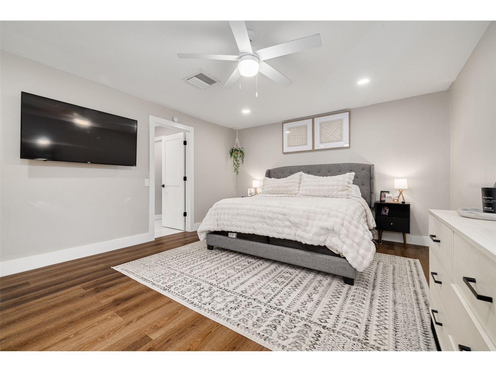 3662 5th Avenue S Saint Petersburg FL 33711 TB8478767 image20