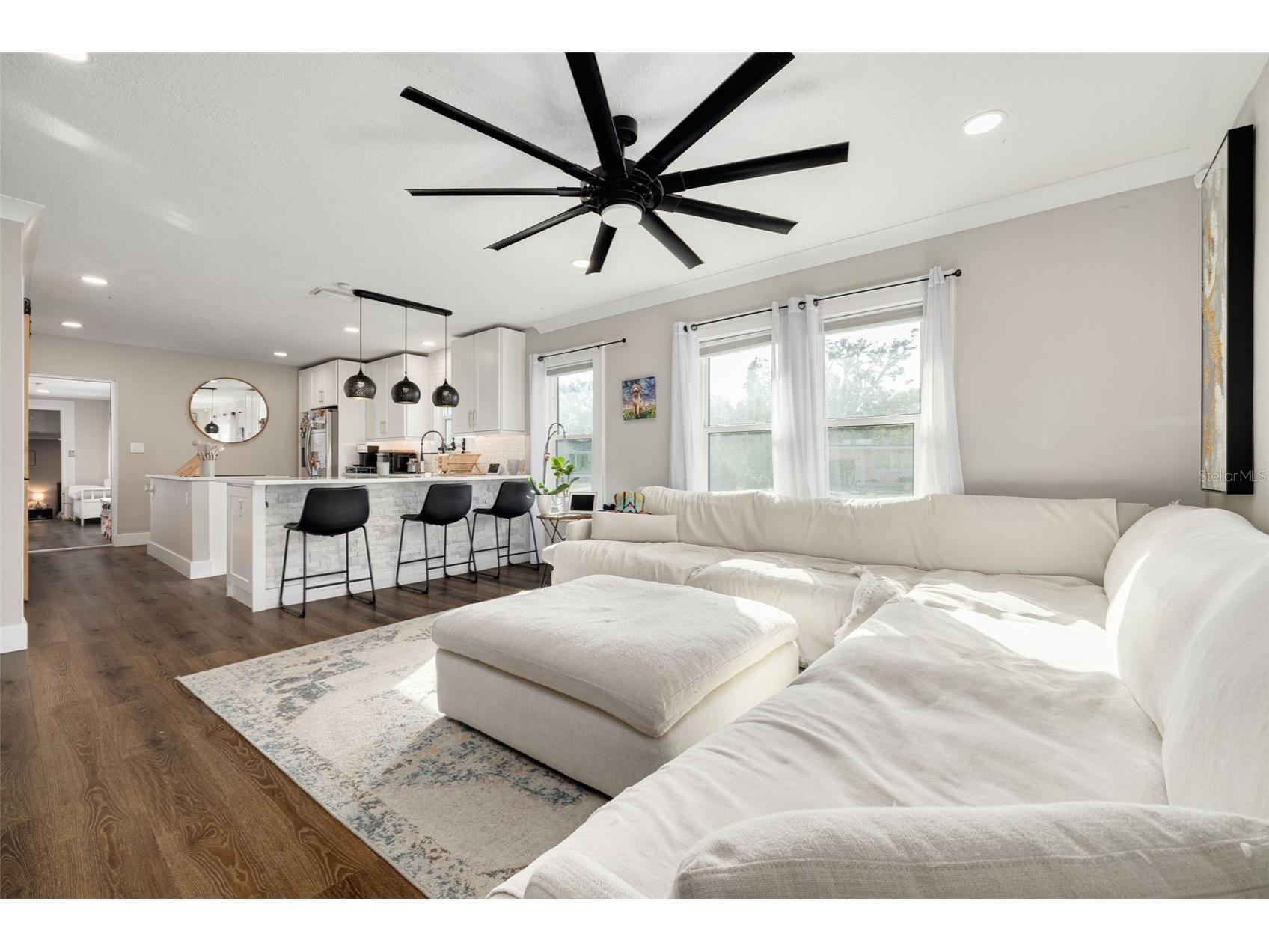 3662 5th Avenue S Saint Petersburg FL 33711 TB8478767 image3