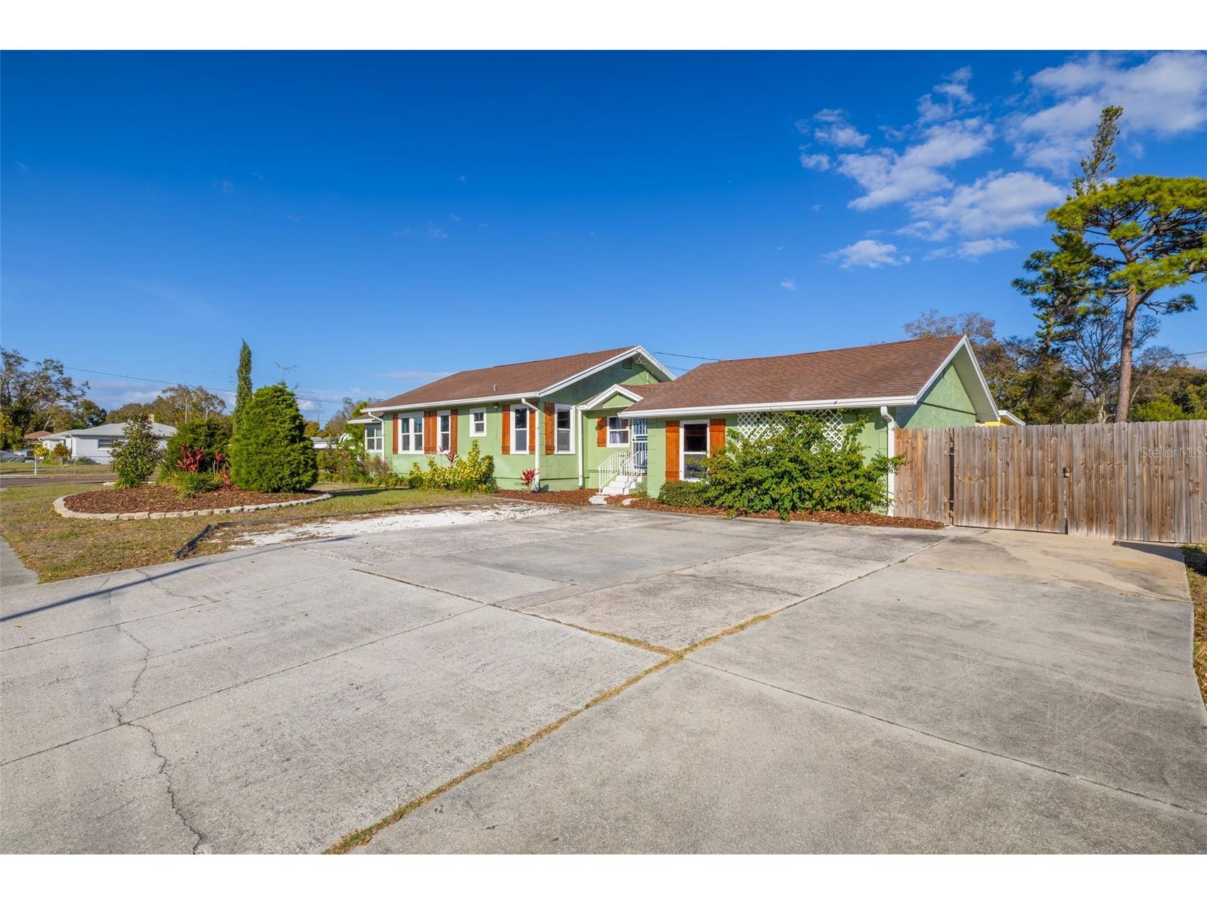 3662 5th Avenue S Saint Petersburg FL 33711 TB8478767 image38