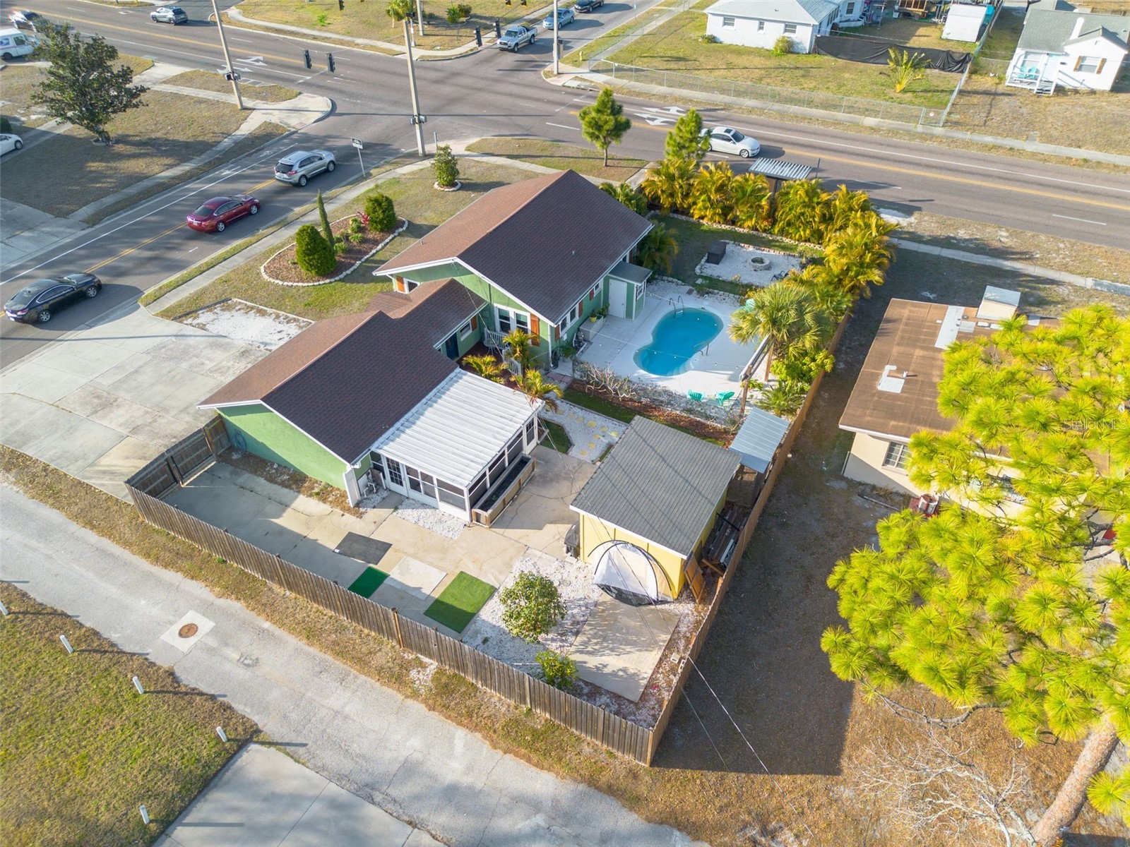 3662 5th Avenue S Saint Petersburg FL 33711 TB8478767 image40