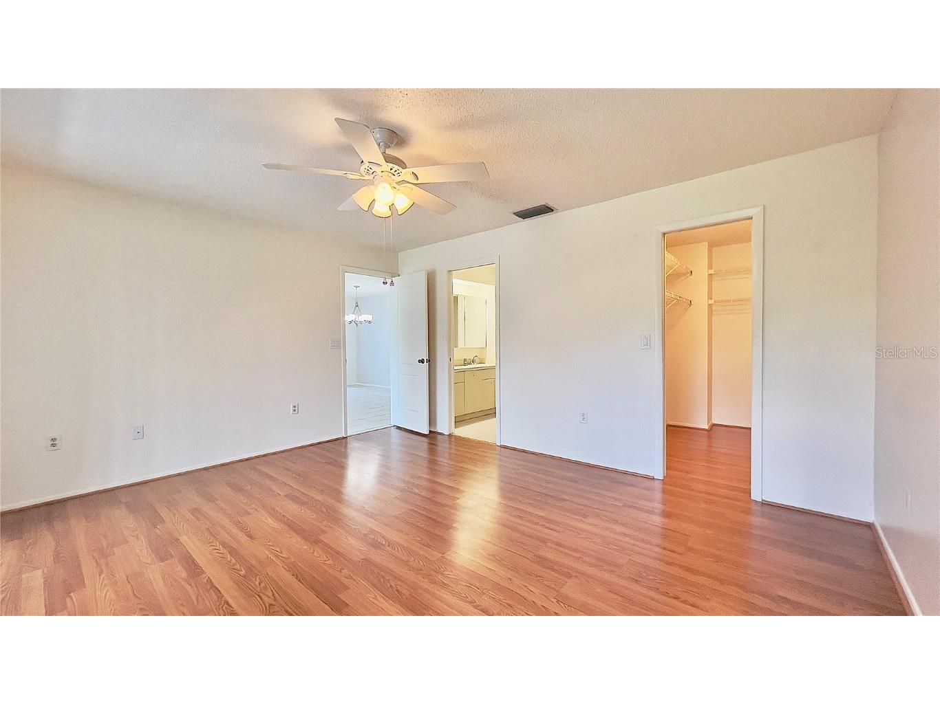 3662 Bonaventure Court Sarasota FL 34243 A4651408 image15