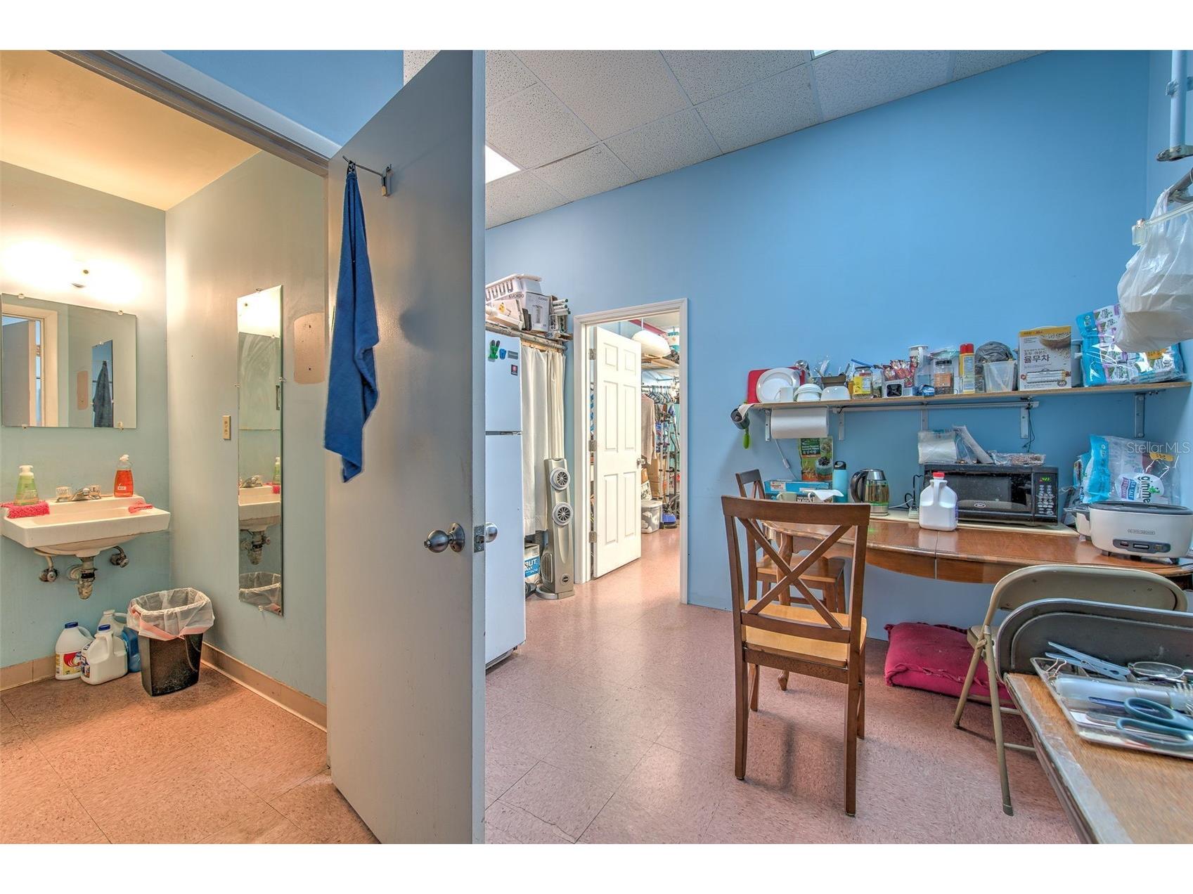 3662 Lithia Pinecrest Road Valrico FL 33596 TB8489522 image11