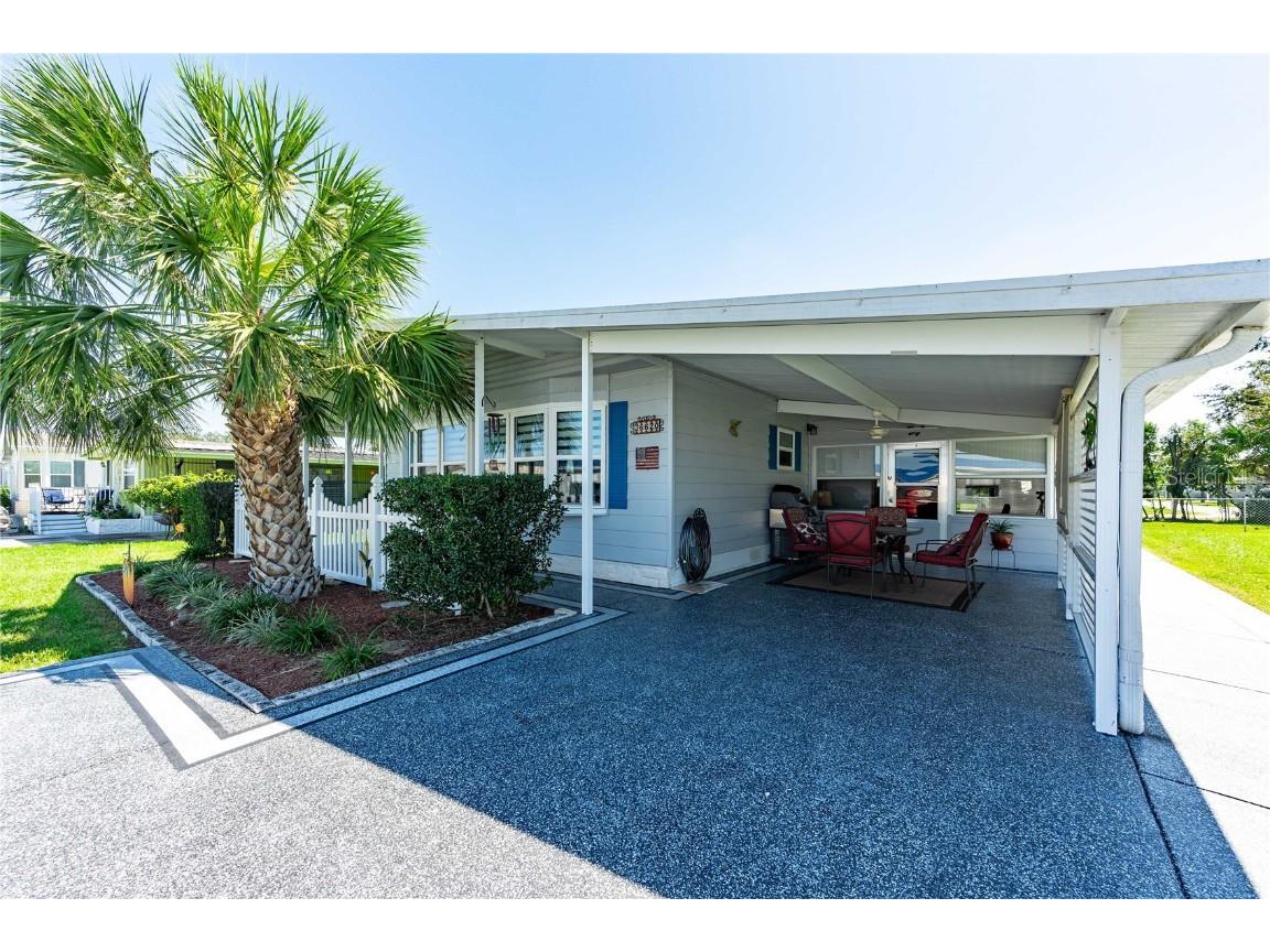 36620 Kay Avenue Zephyrhills FL 33542 TB8308177 image1