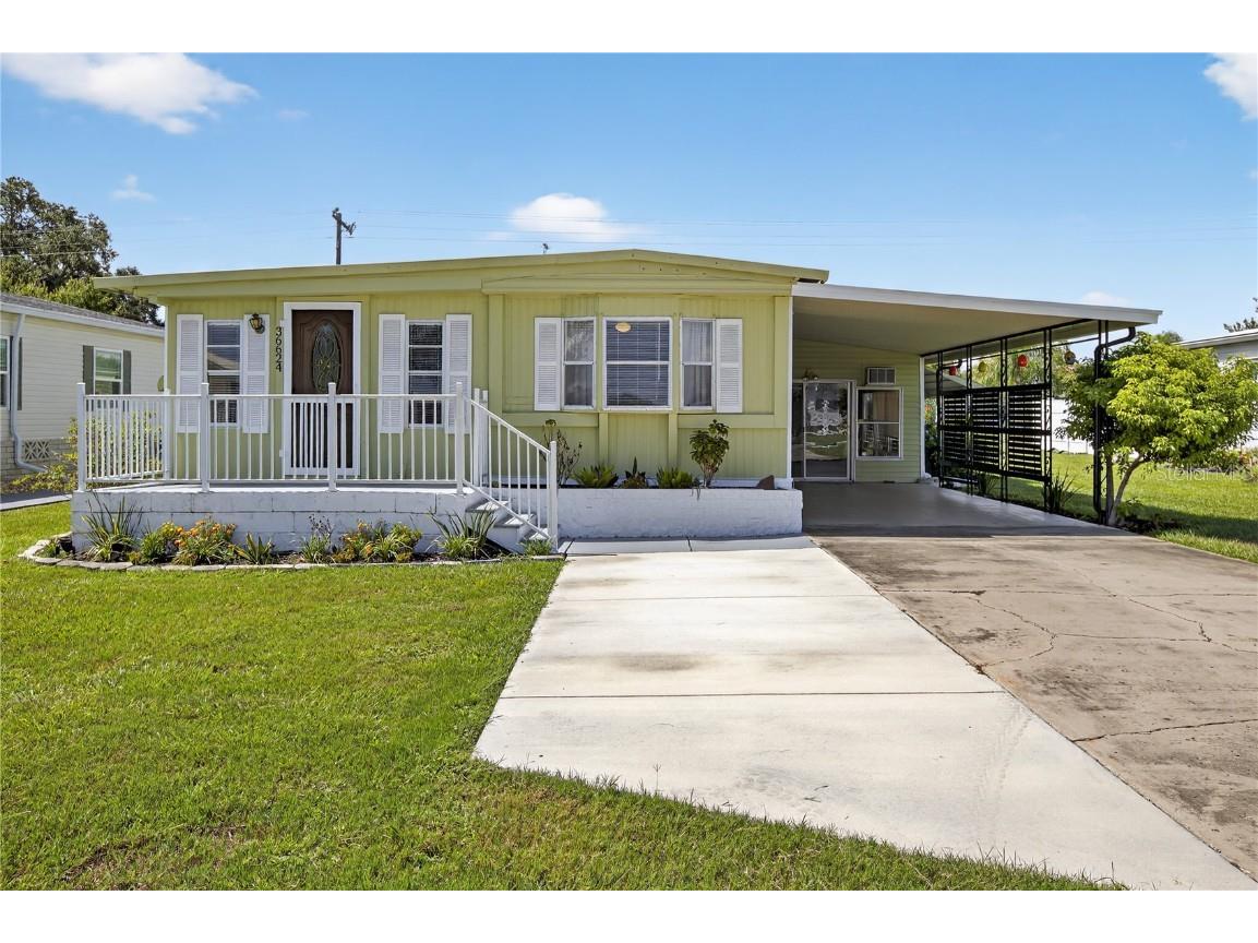 36624 Kay Avenue Zephyrhills FL 33542 TB8417731 image1
