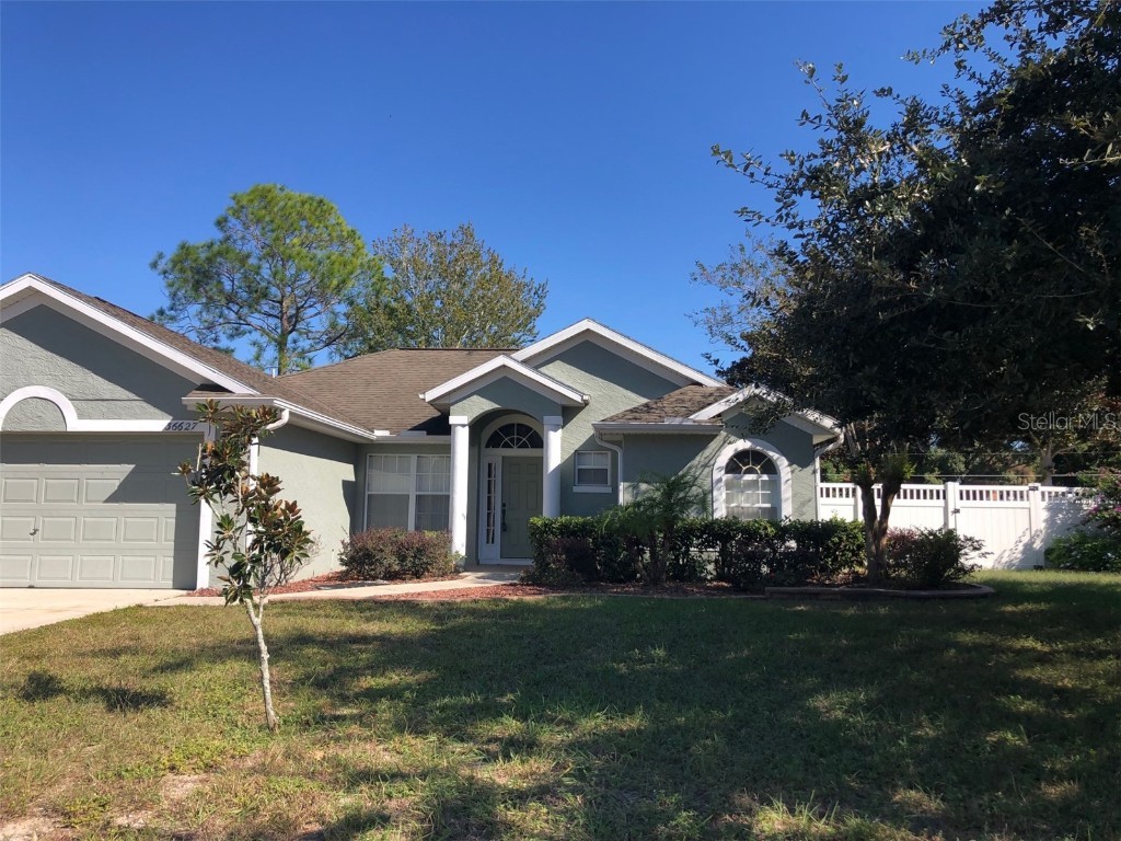 36627 Grand Island Oaks Circle Grand Island FL 32735 G5075222 image1