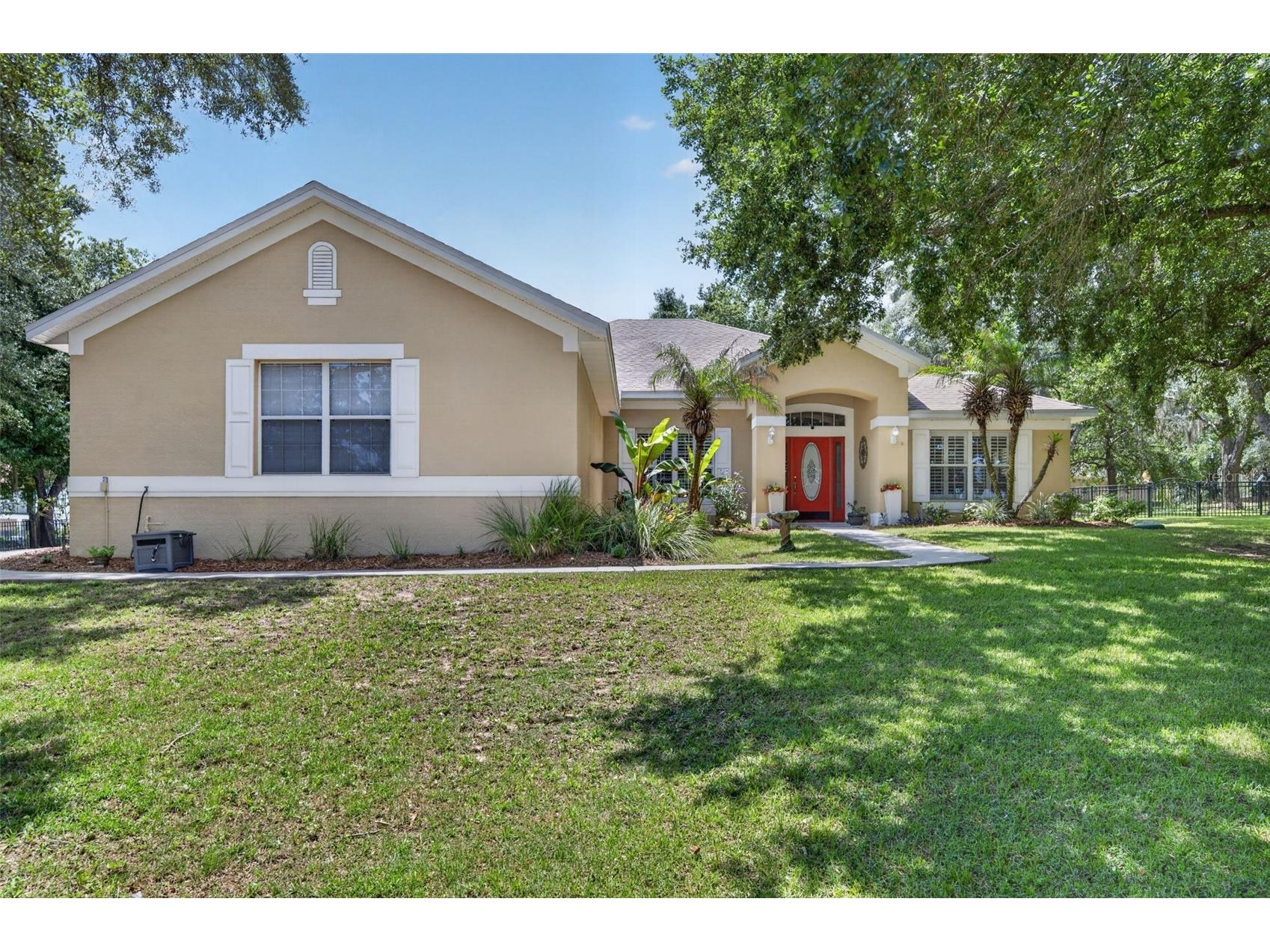 36628 Honey Tree Court Eustis FL 32736 - LAKE BLACK BEAR G5114646 image2