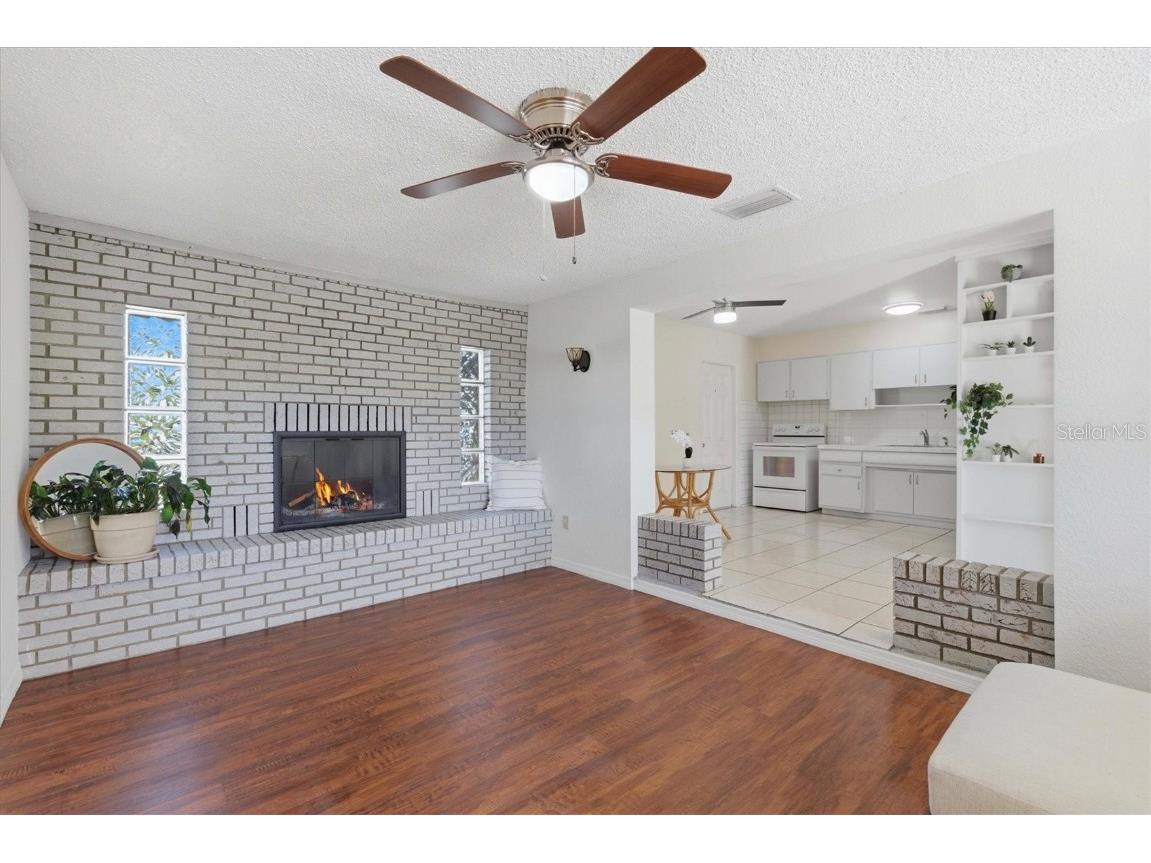 3663 22nd Avenue N Saint Petersburg FL 33713 TB8418605 image10