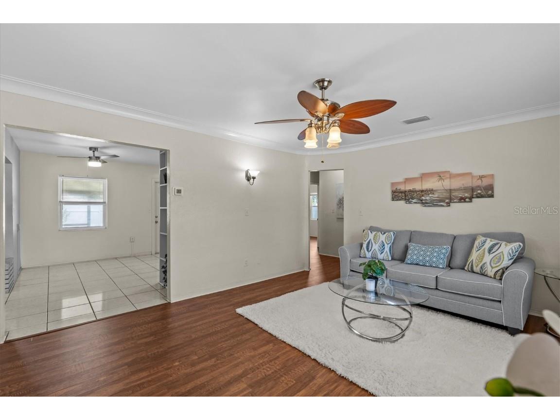 3663 22nd Avenue N Saint Petersburg FL 33713 TB8418605 image6