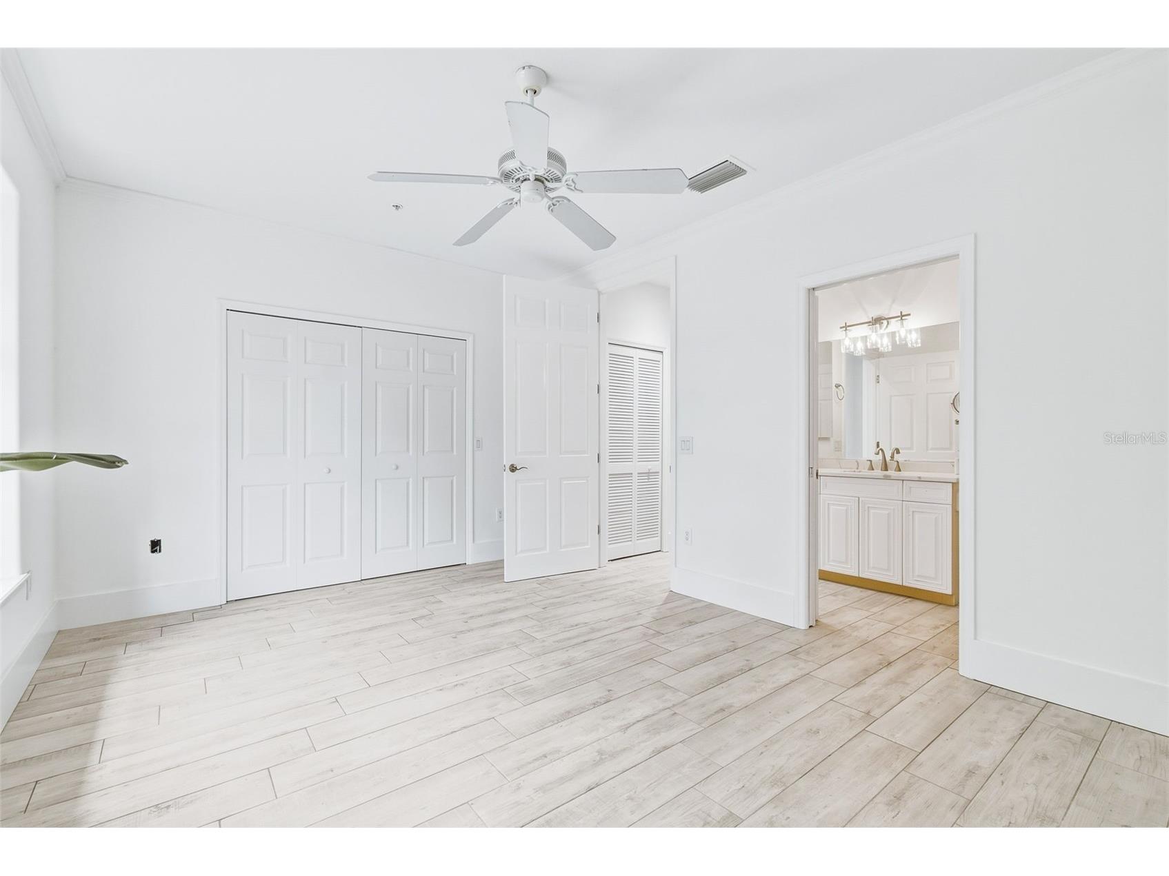 3663 Square West Lane #12 Sarasota FL 34238 A4694910 image20