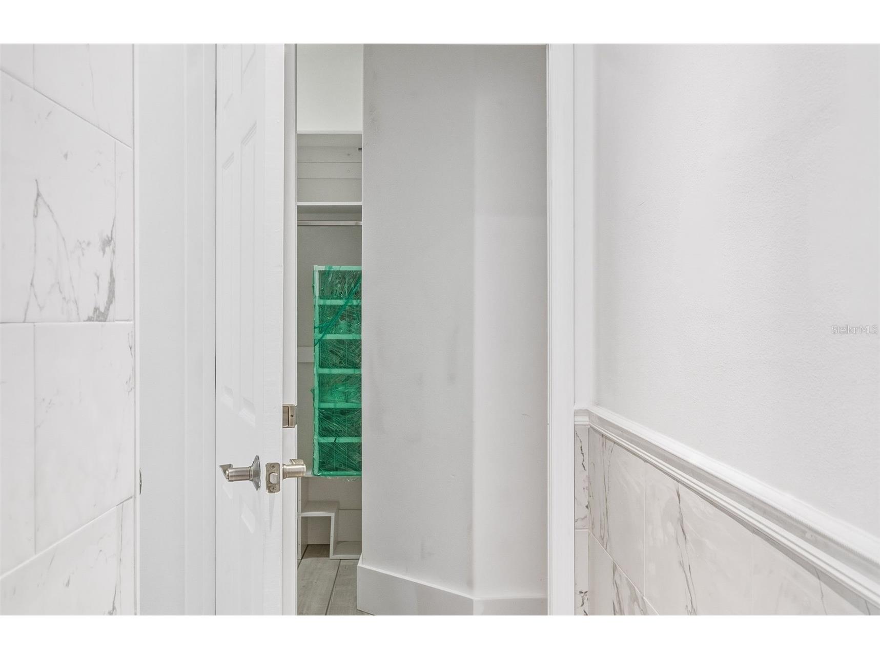 3663 Square West Lane #12 Sarasota FL 34238 A4694910 image34