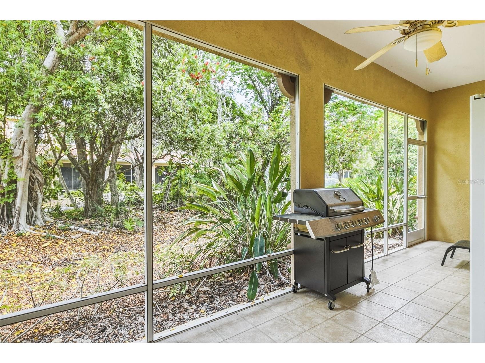 3663 Square West Lane #12 Sarasota FL 34238 A4694910 image39