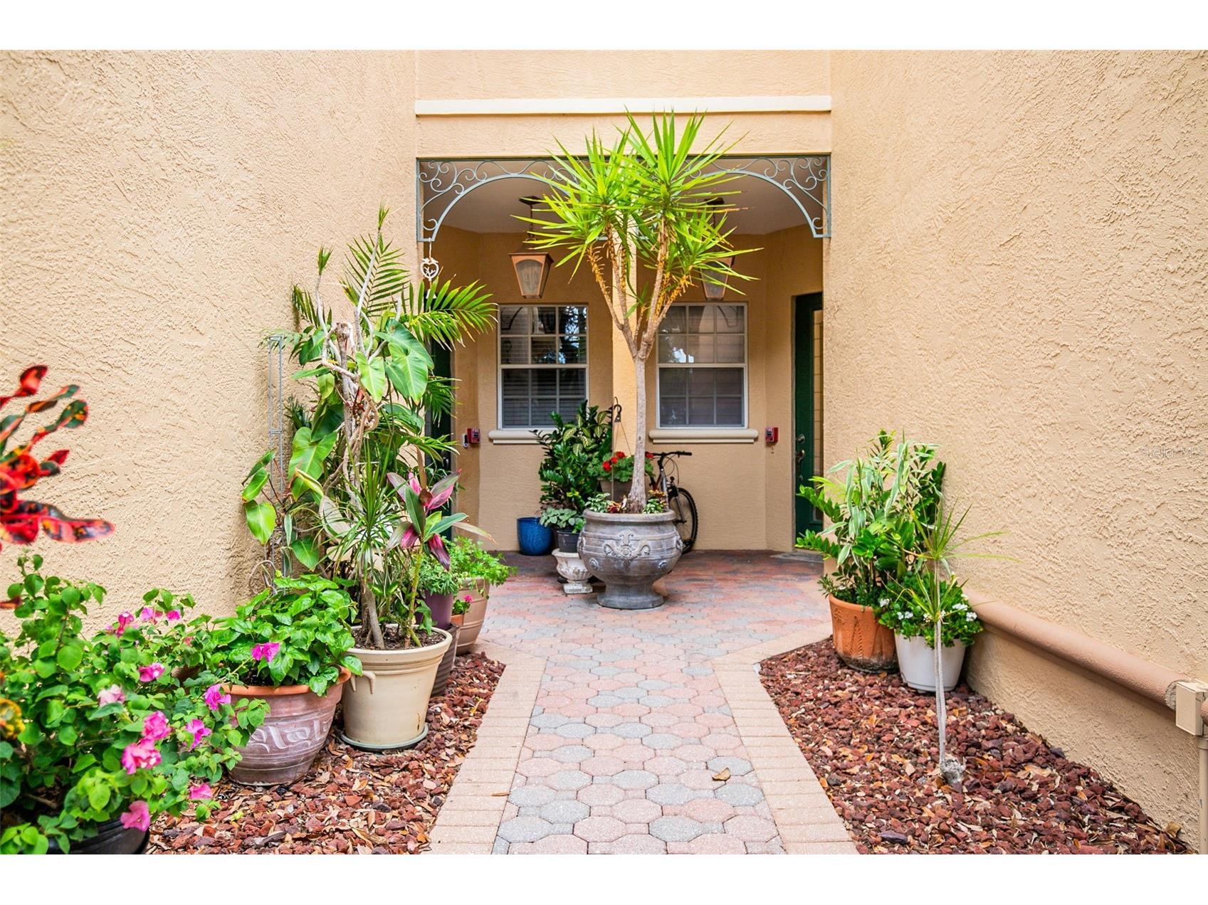 3663 Square West Lane #12 Sarasota FL 34238 A4694910 image42