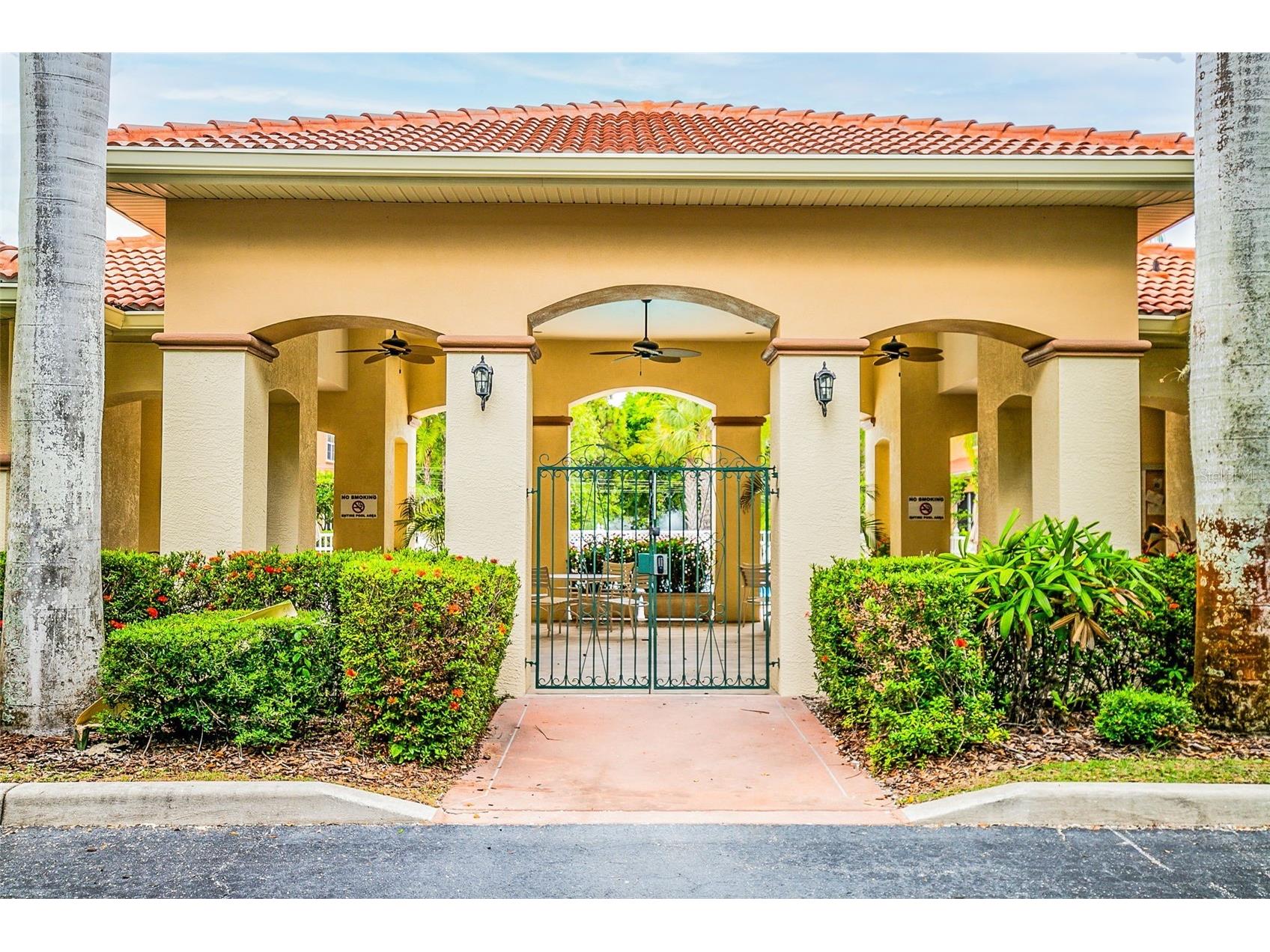 3663 Square West Lane #12 Sarasota FL 34238 A4694910 image46