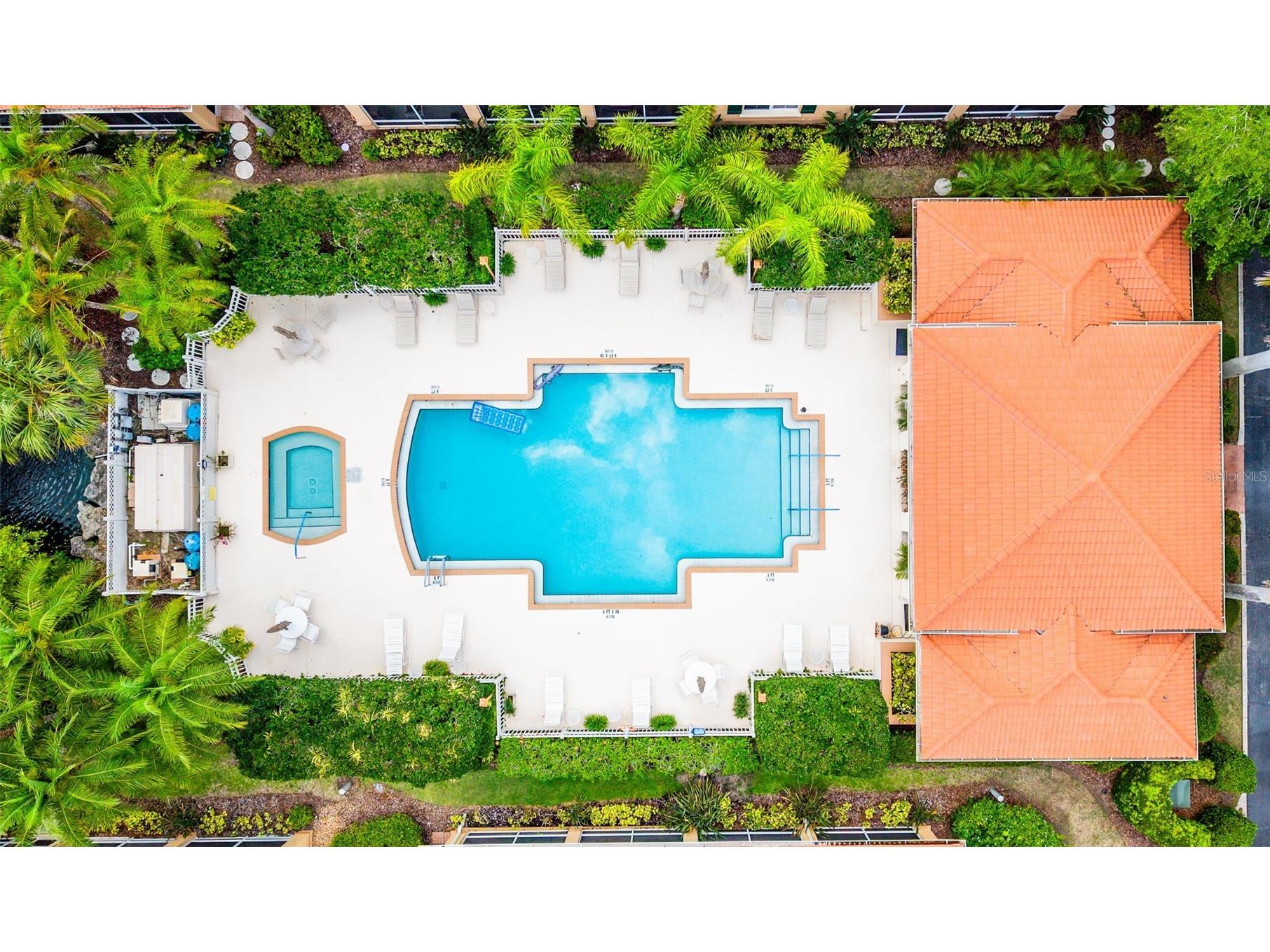 3663 Square West Lane #12 Sarasota FL 34238 A4694910 image58