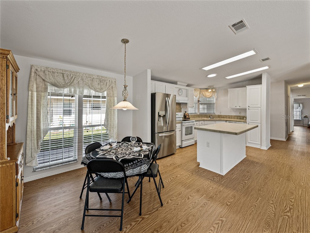 36645 Kay Avenue Zephyrhills FL 33542 TB8418541 image12