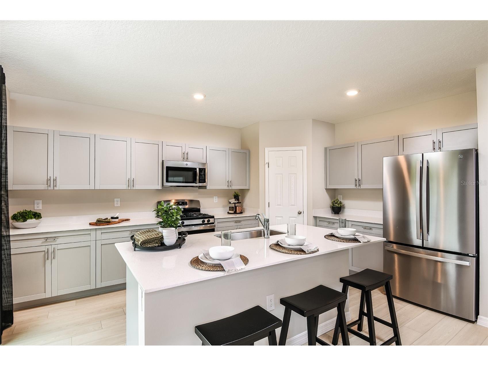 36645 Sagemoor Drive Zephyrhills FL 33541 TB8495688 image2