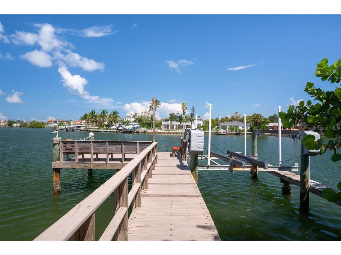 3666 Belle Vista Drive E Saint Pete Beach FL 33706 U8183016 image31