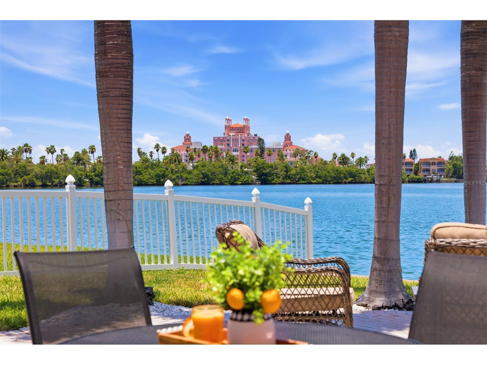 3666 Belle Vista Drive E Saint Petersburg FL 33706 - BOCA CIEGA BAY/INTRACOSTAL TB8523640 image1